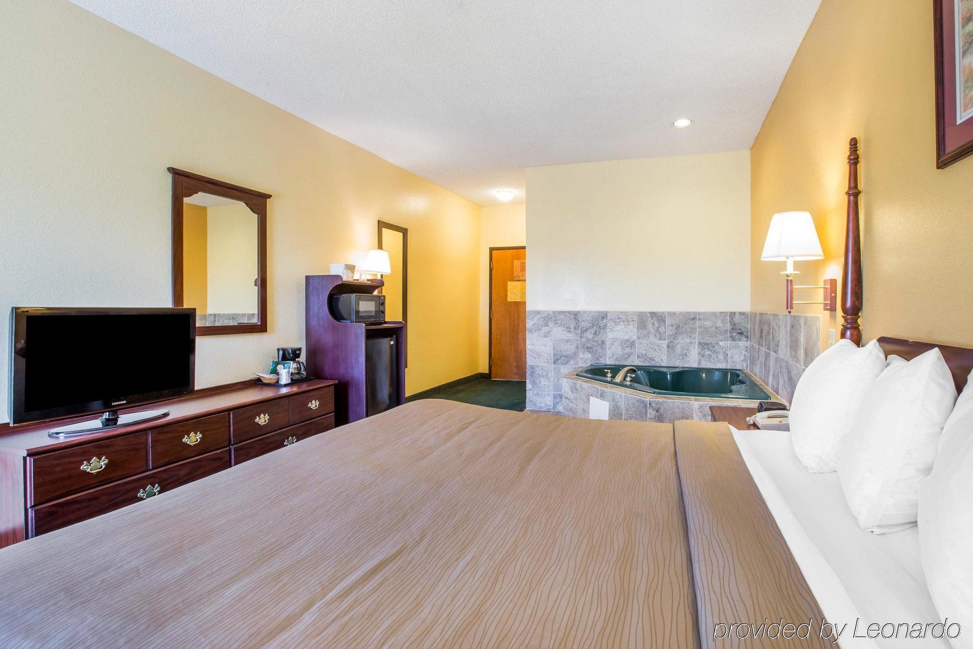 Quality Inn Jefferson At I-85 Exterior photo